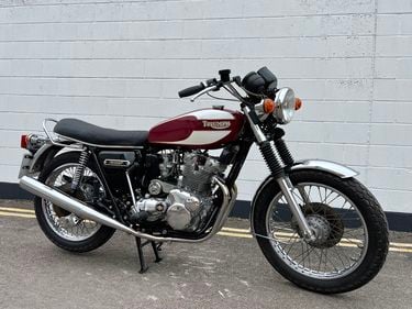 Picture of Triumph T160 Trident 750cc 1975 - Matching Numbers - For Sale