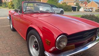 Picture of 1969 Triumph Tr6 with Overdrive
