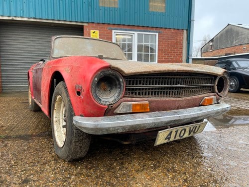 TR6 1969. VERY EARLY MATCHING NUMBERS CAR FOR RESTORATION. SOLD