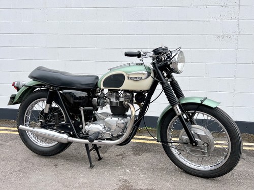 Triumph TR6R Trophy 650cc 1967 - Matching Numbers SOLD