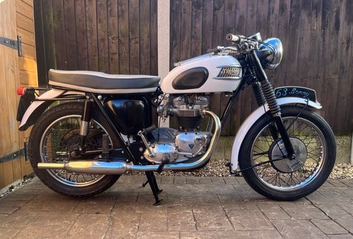 1963 Triumph Bonneville T120 Till salu