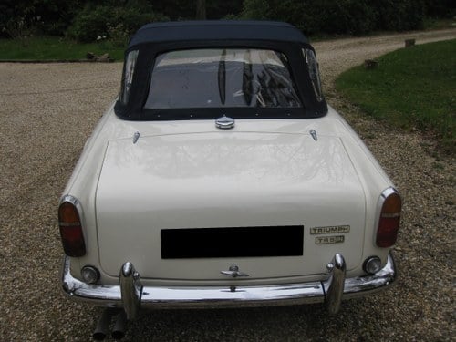 1968 Triumph TR5 - 6