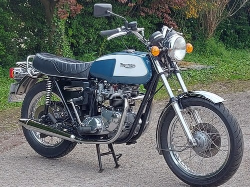 1976 TRIUMPH BONNEVILLE T140V MATCHING NO's LOVELY CLASSIC SOLD