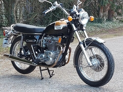 1974 TRIUMPH TRIDENT T150V. STUNNING CLASSIC. MATCHING NO'S SOLD