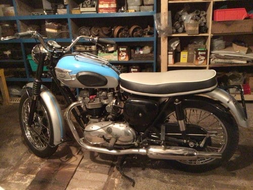 1960 Triumph T120