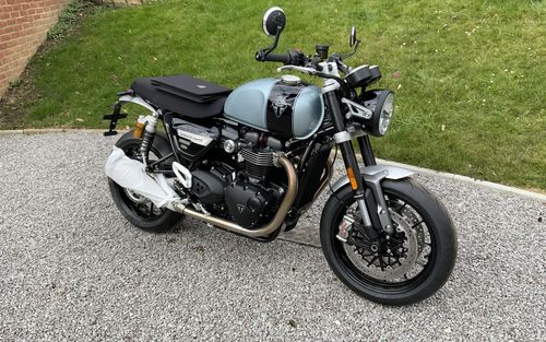2022 Triumph Breitling 1200 speedtwin (picture 1 of 12)
