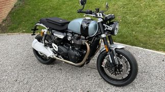 Picture of 2022 Triumph Breitling 1200 speedtwin