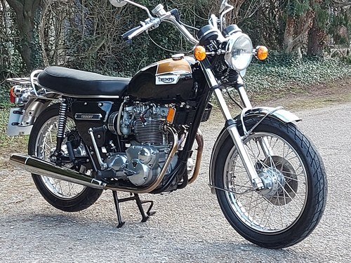 1974 TRIUMPH TRIDENT T150V. STUNNING CLASSIC. MATCHING NO'S SOLD