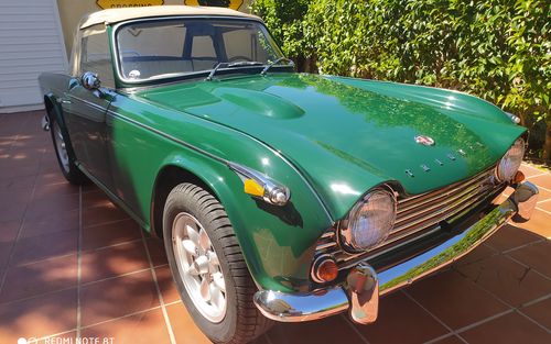 1967 Triumph TR4A IRS (picture 1 of 23)