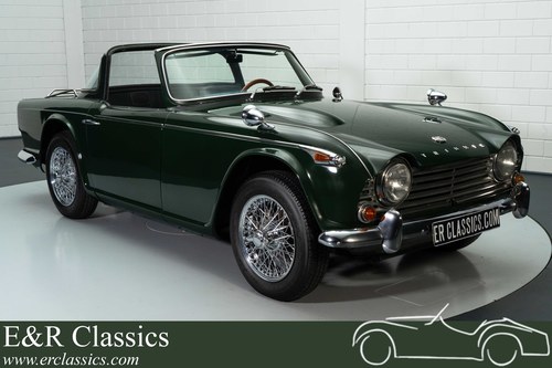 Triumph TR4A IRS | Restored | Rare Surrey Top | 1966 Kaufen Bei