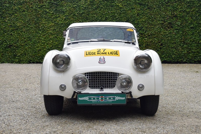 1952 Triumph TR2 - 4
