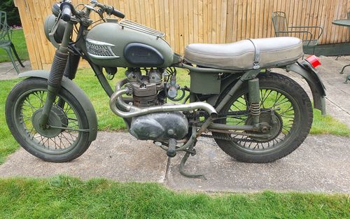 TRIUMPH 350cc 1957 RUNS AND RIDES TRANSFERABLE NUMBER (picture 1 of 95)