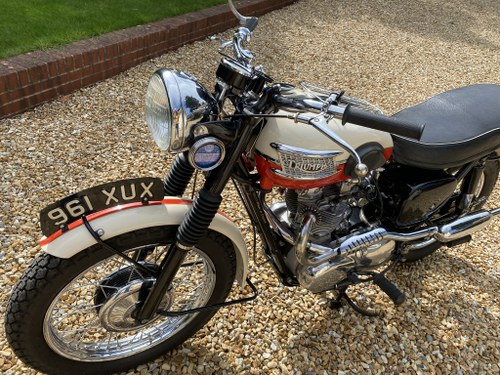 1960 Triumph TR6 Trophy Cream and Red - FINAL REDUCTION