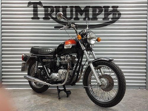 1978 TRIUMPH BONNEVILLE T140V MATCHING NOs VERY NICE CLASSIC SOLD