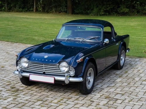 TRIUMPH TR4A IRS 1967 lhd by Giovanni Michelotti styled Kaufen Bei