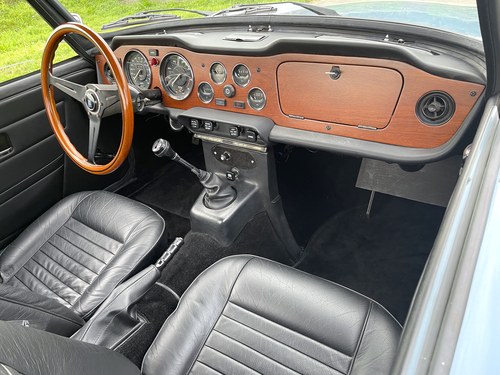 1974 Triumph TR6 - 2
