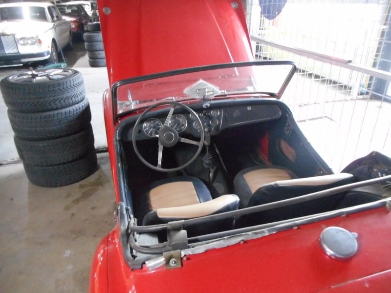 1958 Triumph TR3 - 4