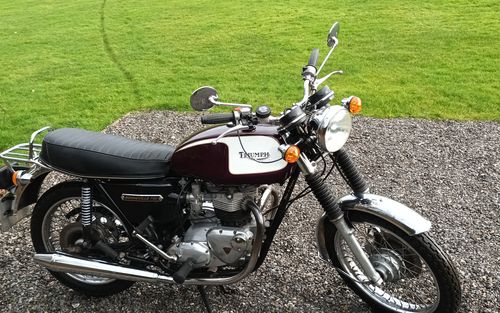 Triumph Bonneville T140V '76 Genuine UK Bike Matched Numbers (picture 1 of 9)