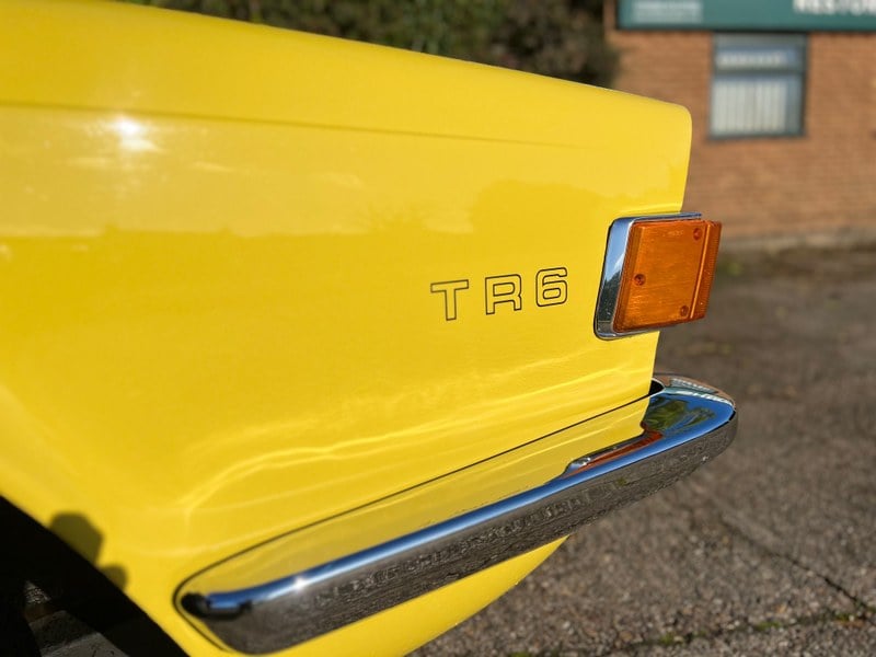 1975 Triumph TR6 - 4