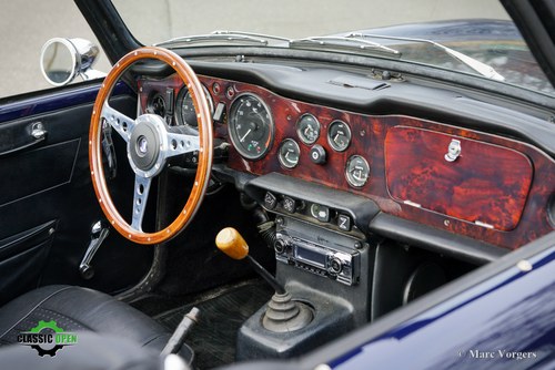 1971 Triumph TR6 - 6