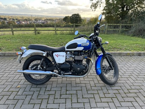 2015 Triumph Bonneville T214 no.1 worldwide!