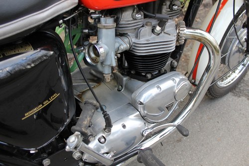 1966 Triumph Bonneville 650 - 9