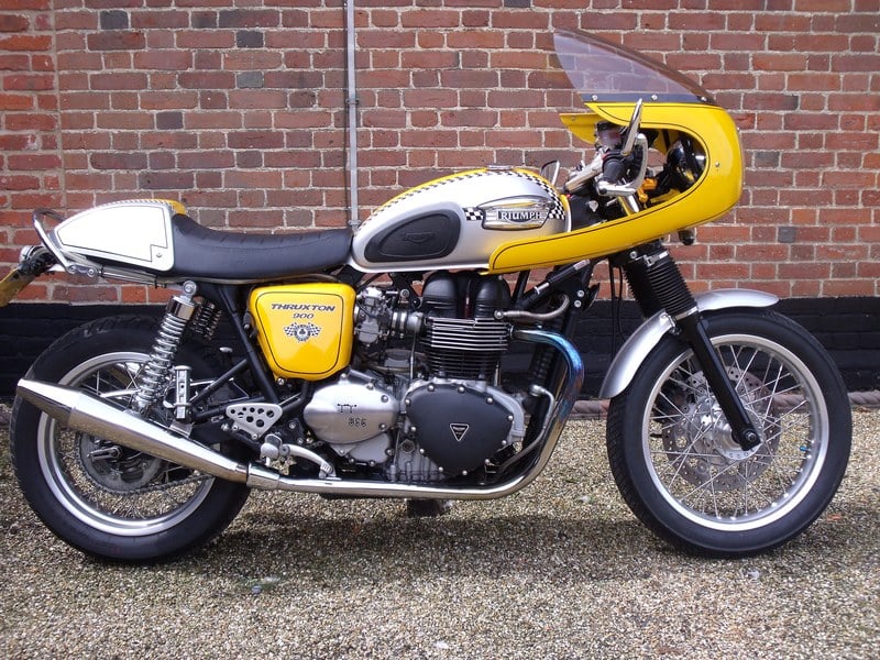 2005 Triumph Thruxton - 1 2005 Triumph Thruxton - 1