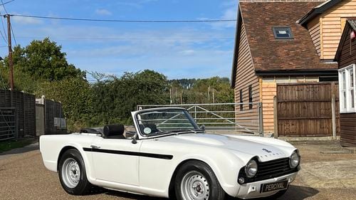 Picture of 1961 Triumph TR4, very solid and slightly scruffy - For Sale
