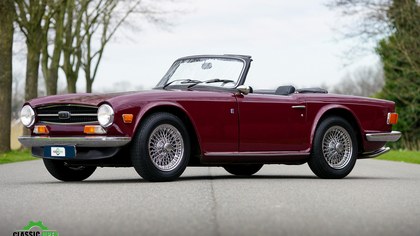 Very nice Triumph TR6 PI (CR) with Overdrive (LHD)