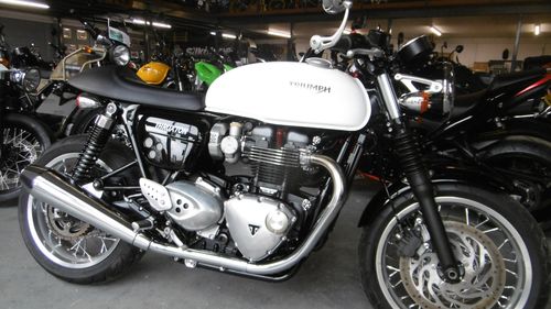 Picture of 2016 Triumph Thruxton 1200. Tail tidy/ FSH 7 stamps. - For Sale