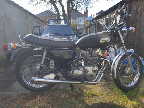 1974 Triumph Trident T150V à vendre (picture 3 of 79)