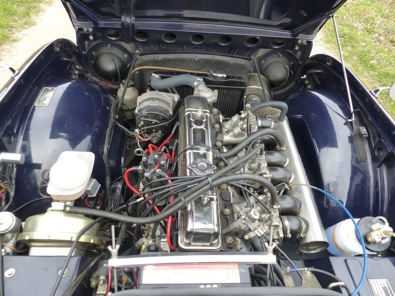 1968 Triumph TR5 - 7