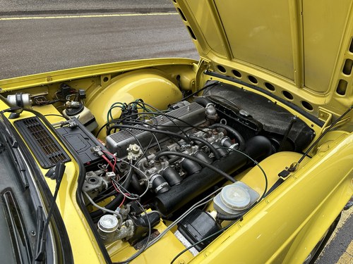 1975 Triumph TR6 - 8
