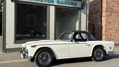 1968/G Triumph TR5 manual Overdrive *concours winner*