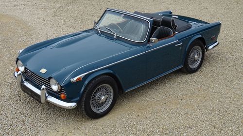 Picture of Triumph TR5 (250) – Full Restoration/Superb Example - For Sale