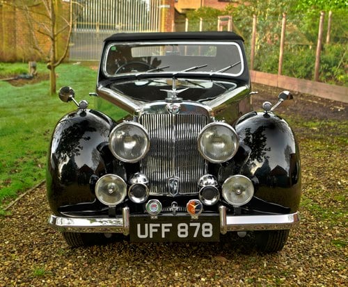 1949 Triumph 2000 - 5