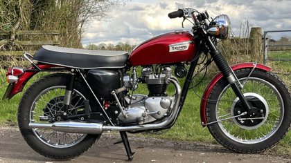 Triumph TR6R 650cc, matching numbers , excellent runner