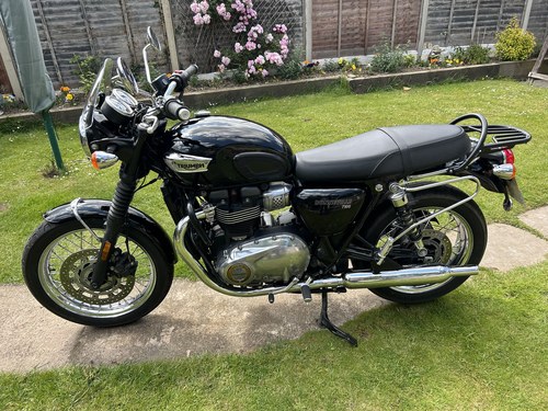 2018 Triumph Bonneville T100