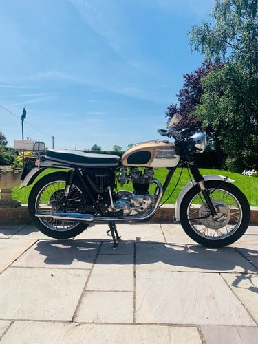 1964 Triumph Bonneville T120 VENDU