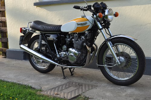 1976 Triumph Trident 750 T160
