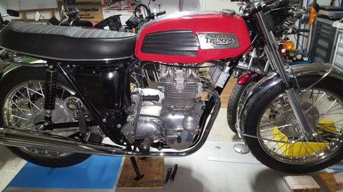 TRIUMPH Trident T150 - 1975 Kaufen Bei