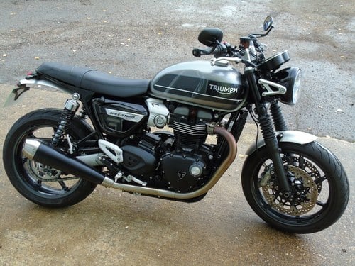 Triumph Speed Twin 1200 2020, Only 5,600 Miles From New Kaufen Bei