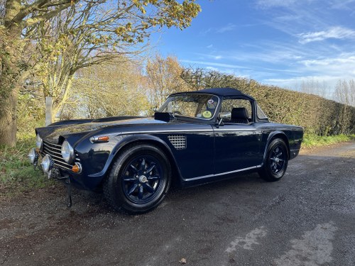 1968 TRIUMPH TR5 ORIGINAL UK FUEL INJECTED WITH OVERDRIVE Kaufen Bei