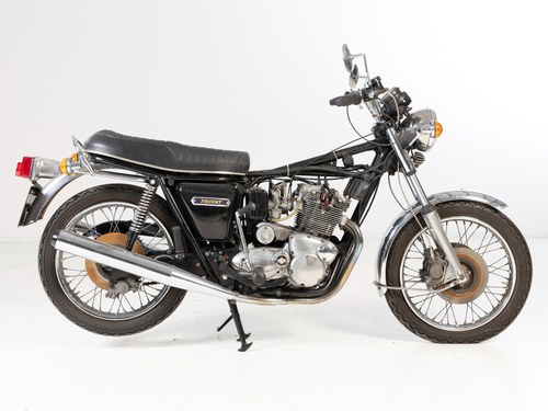 Lot 60 1976 Triumph 740cc T160 Trident Project Zu verkaufen durch Auktion