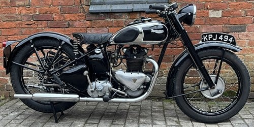 1946 Triumph 3T, beautiful example V5C and orig buff log book For Sale