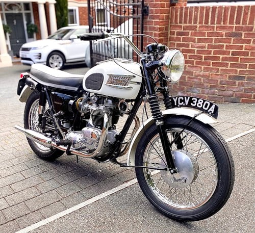 1963 Triumph Bonneville T120R