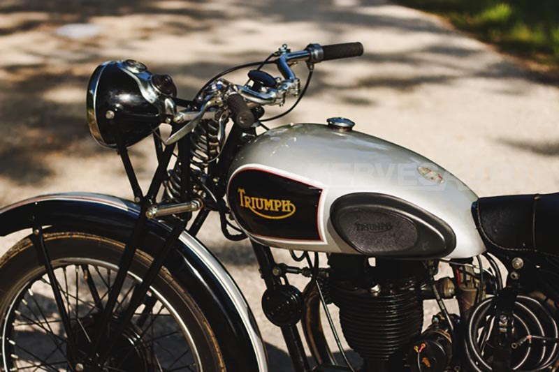 Triumph 3HW - 2 Triumph 3HW - 2