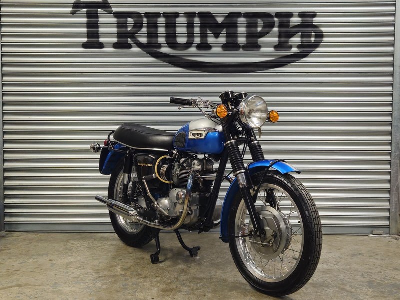 Triumph Daytona T100R Matching Number Classic