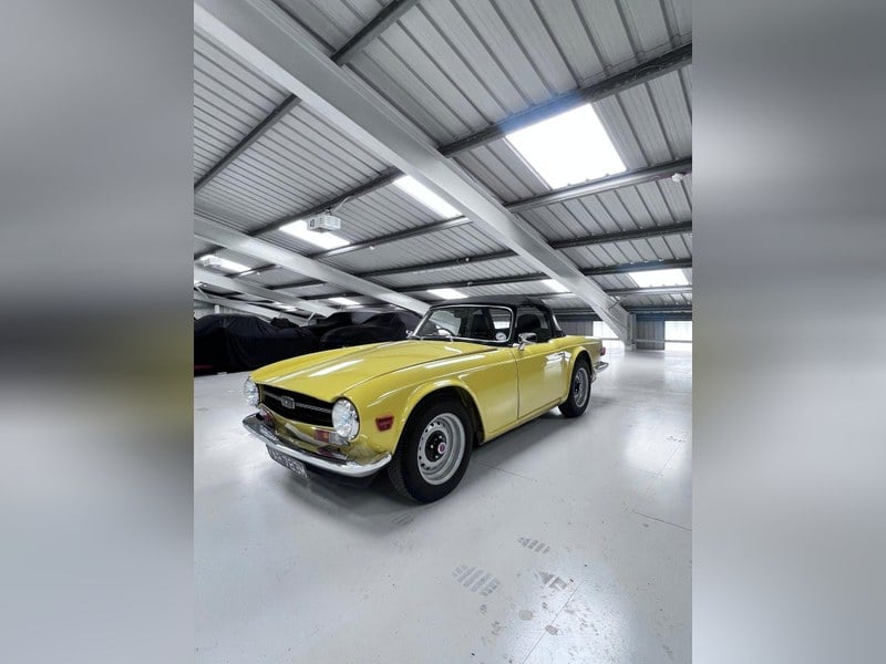 Rapid Classics: Eine Suche. Alle Oldtimer. 28 » Rapid Classics: Eine Suche. Alle Oldtimer. 1974 Triumph TR6 PI Overdrive