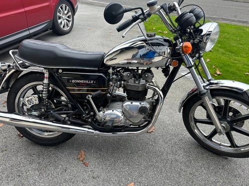 Triumph T140D Bonneville Special